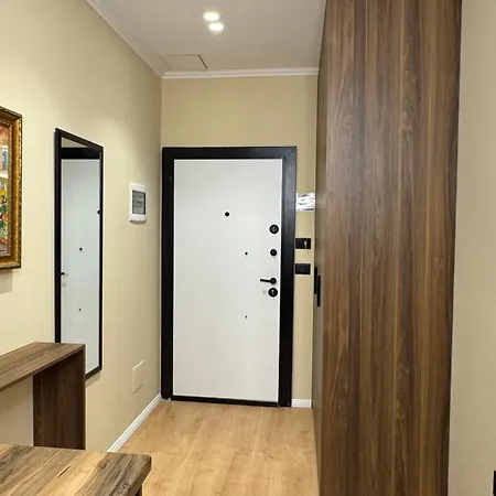 B&B Apartments شقة