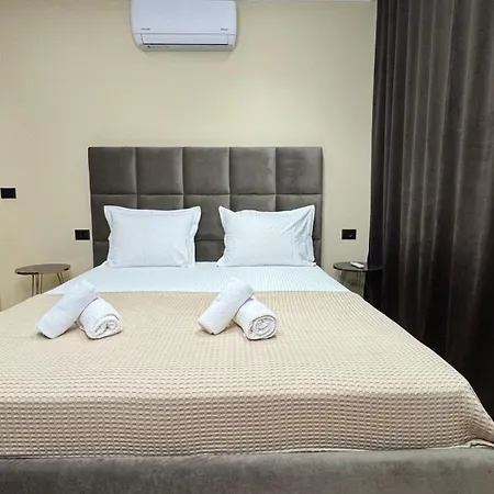 شقة B&B Apartments تيرانا