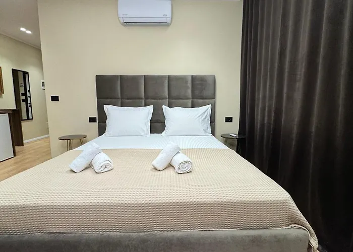 아파트 B&B Apartments 티라나